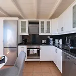 House Monte Rojo